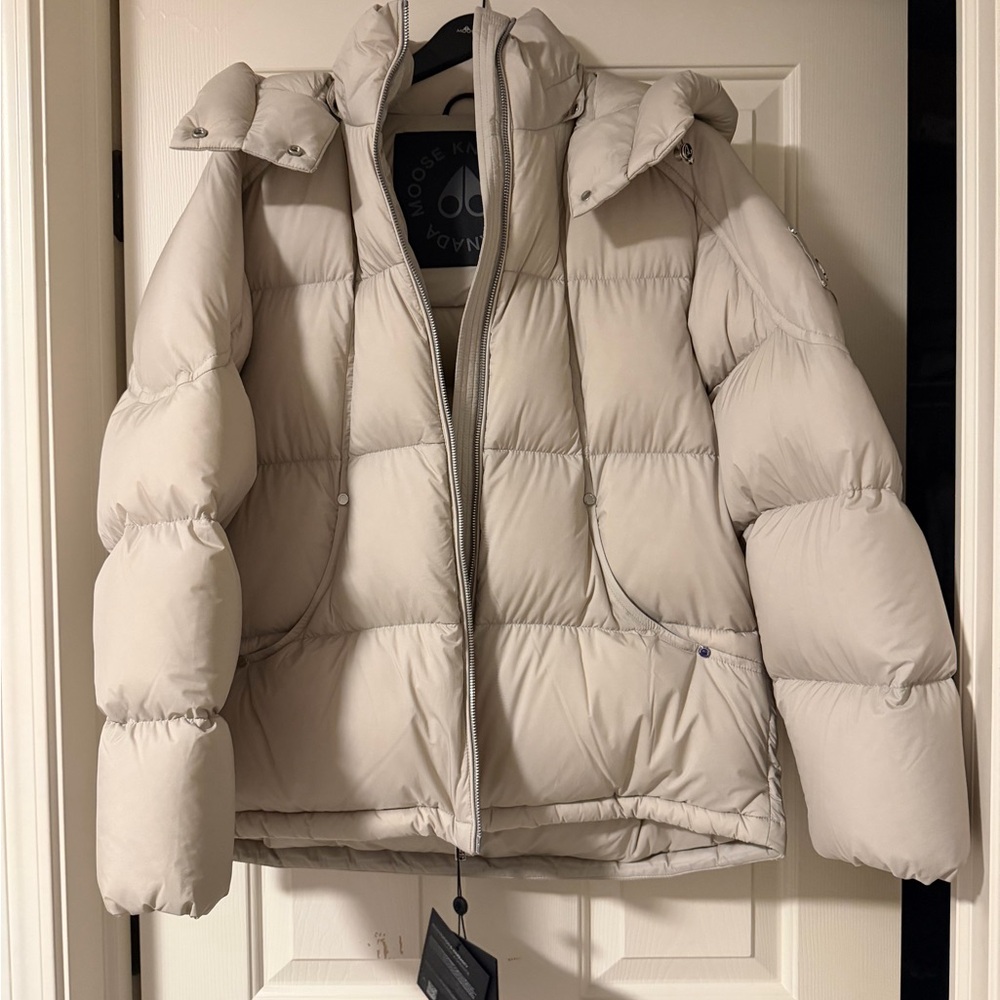 Moose Knuckles Women's Beige Puffer Jacket